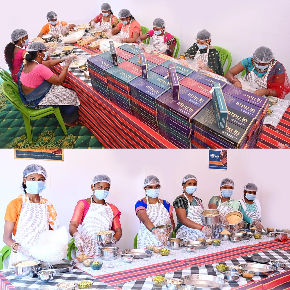 Group-of-ladies-making-Pootharekulu